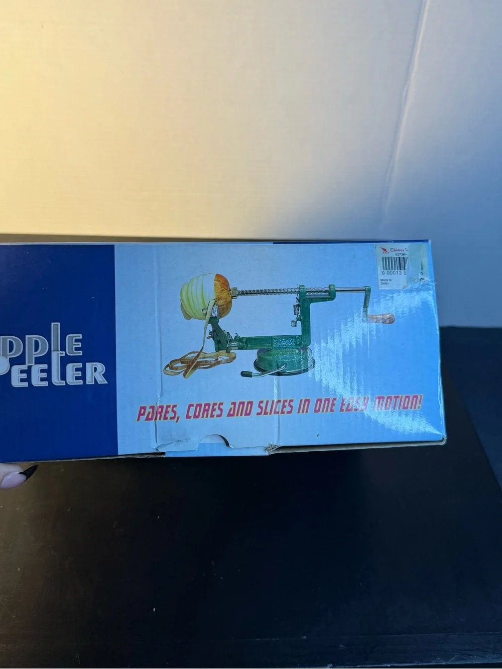 APPLE PEELER/ CORER OLD FASHION TABLE MOUNT